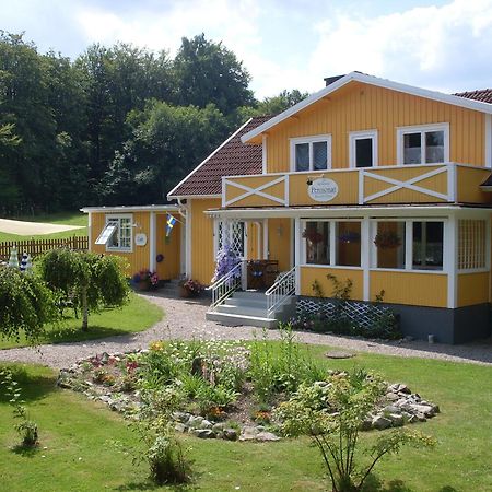 Hotel & Pensionat Bjoerkelund Stenbrohult (Smaland) Exterior foto